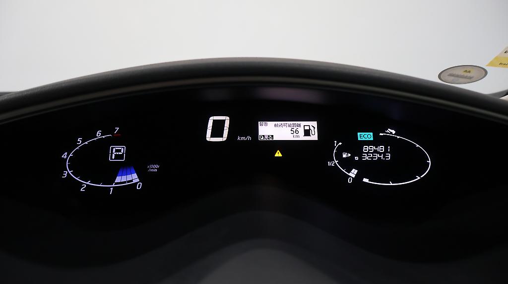 2014 Nissan Serena Highway Star S-Hybrid image 324168