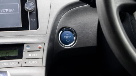 2014 Toyota Prius F spec, Hybrid, Push start image 324313