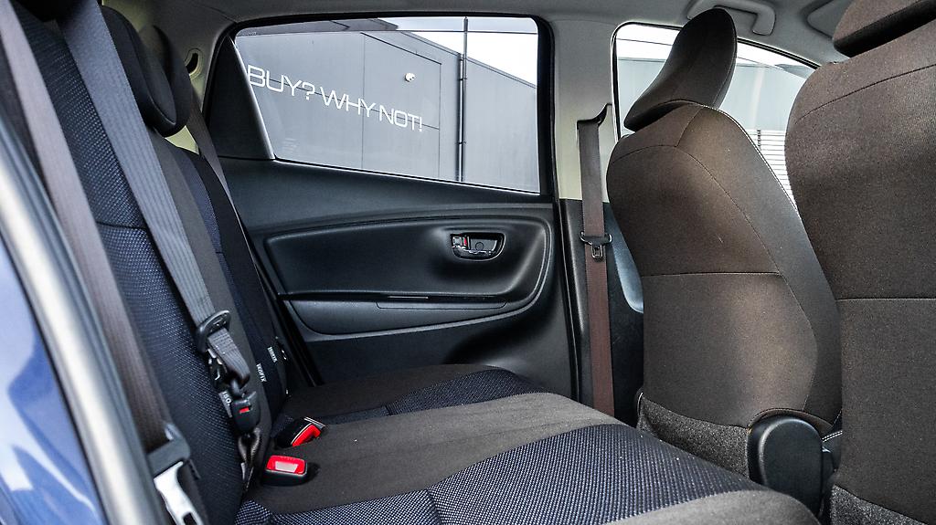 2018 Toyota Vitz Hybrid F Safety Edition image 324710