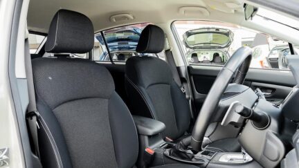 2013 Subaru Xv 2.0L Eyesight AWD , Roof rails image 323095