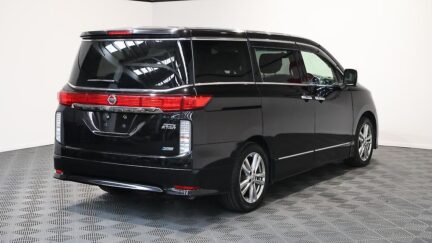 2012 Nissan Elgrand image 322820