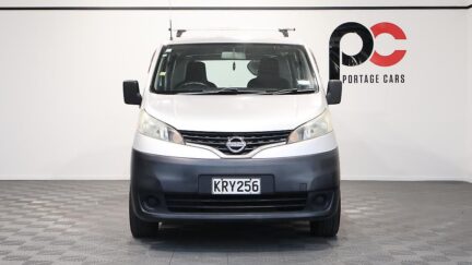 2010 Nissan Nv200 Alloy Wheels – Roof Racks image 325100