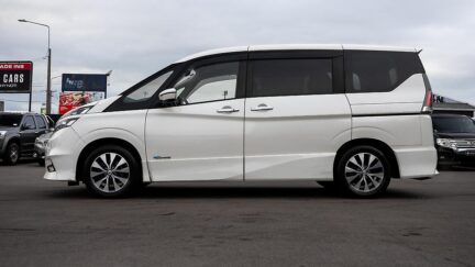 2017 Nissan Serena Hybrid Highway Star V-selection image 326839