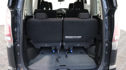 2016 Nissan Serena Highway Star image 325035