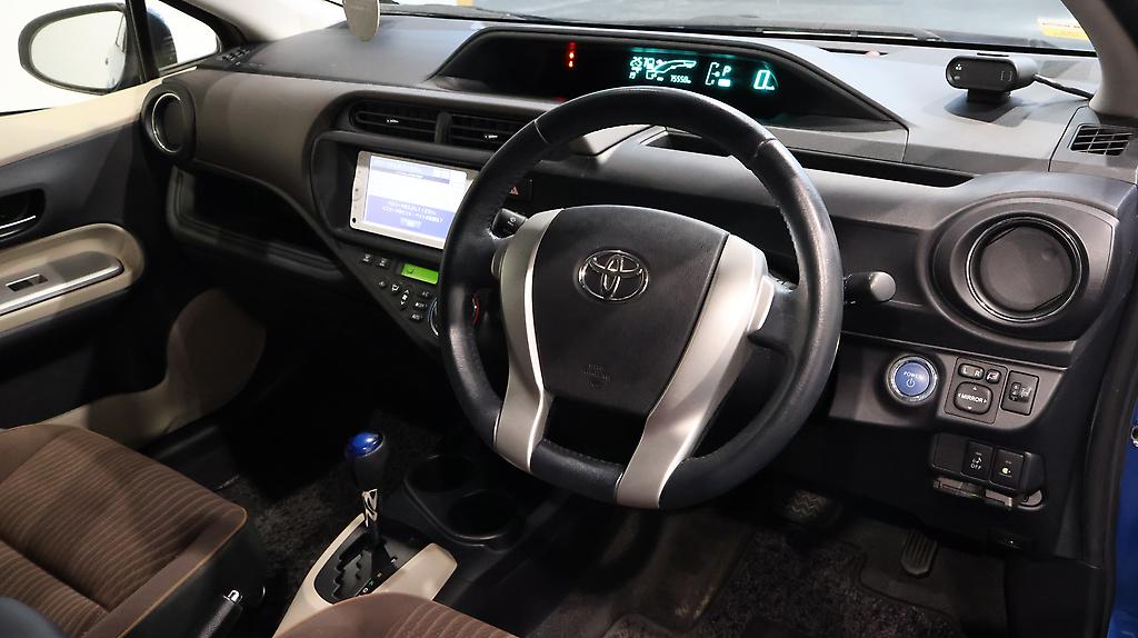 2012 Toyota Aqua Push Button Start image 323052