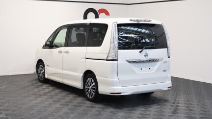 2014 Nissan Serena Highway Star S-Hybrid Advanced safety Package image 326401