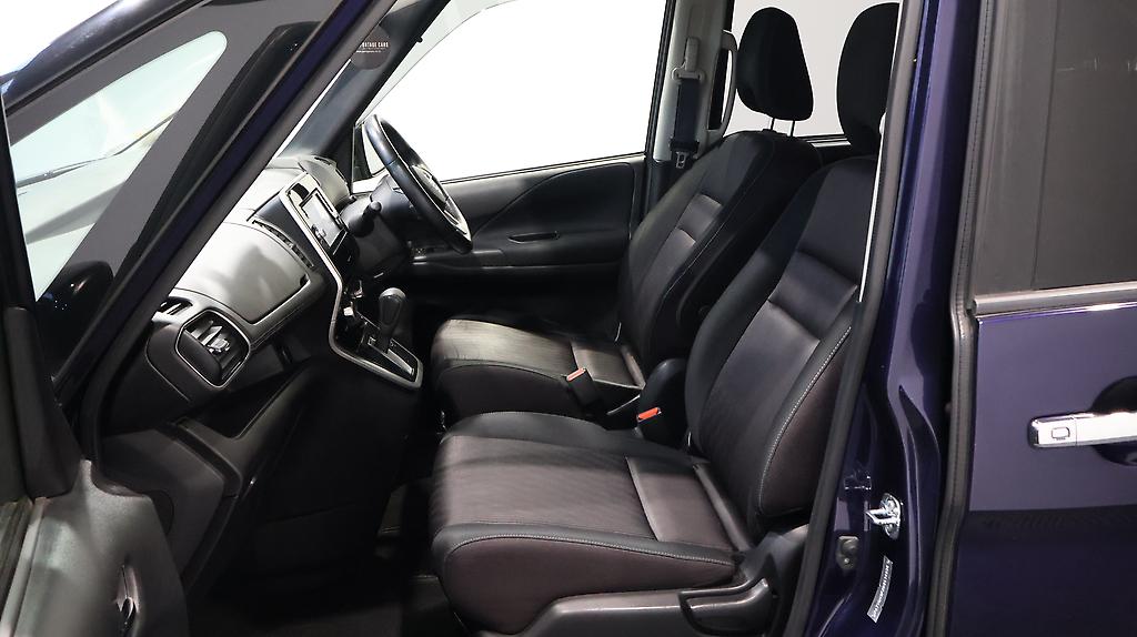 2016 Nissan Serena Hybrid Highway Star image 323466