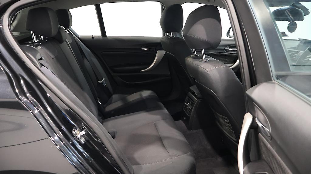 2013 Bmw 120i Sport Low KMS image 326384