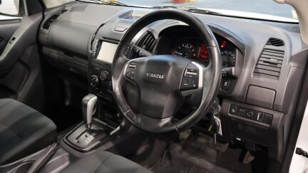 2017 Isuzu D-max LX SC 3.0D/6AT image 322400