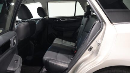 2015 Subaru Outback Limited image 326890