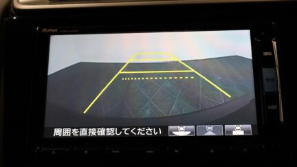 2015 Honda Fit Hybrid S-Package image 326550