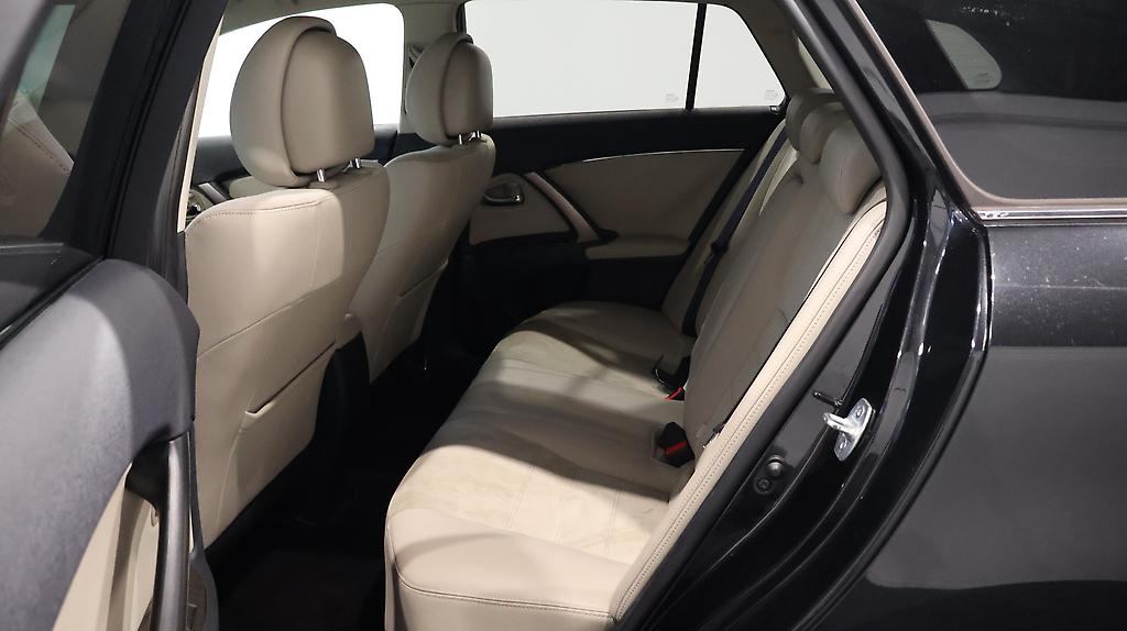 2013 Toyota Avensis image 322781