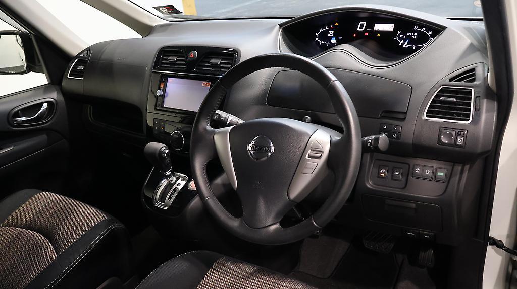 2014 Nissan Serena Highway Star S-Hybrid Advanced safety Package image 326411