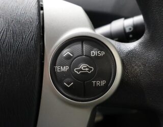 2014 Toyota Prius Climate control – Steering wheel controls image 321760