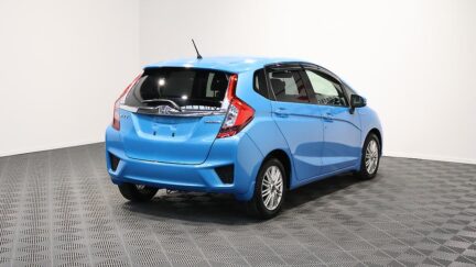 2013 Honda Fit Hybrid L-Package image 325395