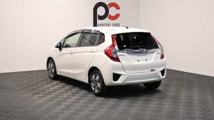 2013 Honda Fit Hybrid L Package image 323774