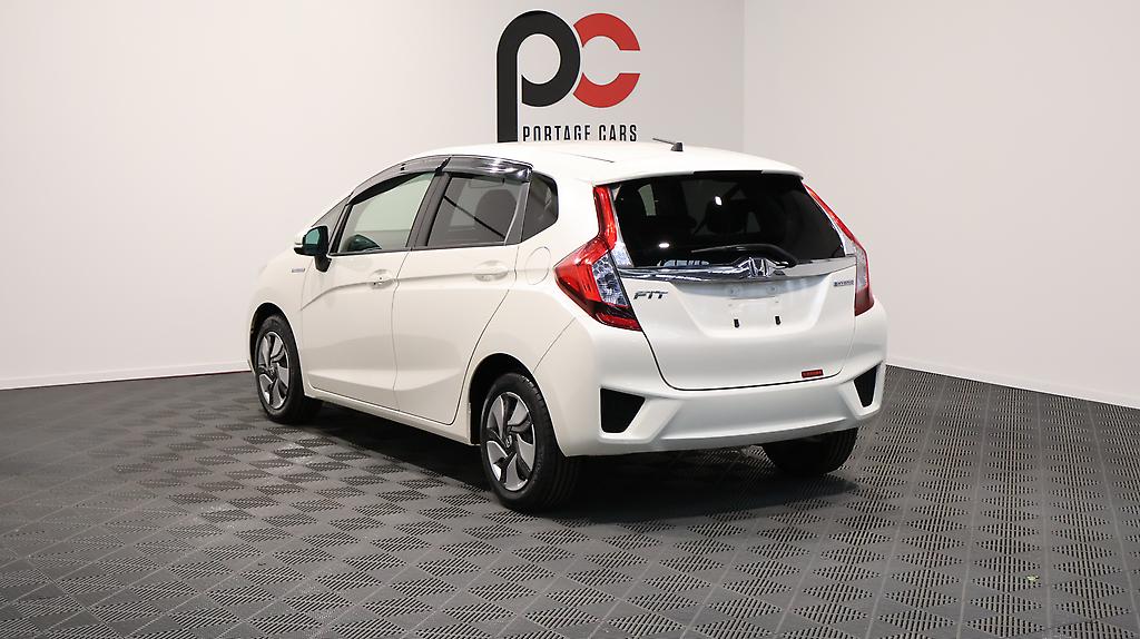 2013 Honda Fit Hybrid L Package image 323774