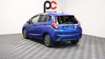 2015 Honda Fit Hybrid L-Package image 324002