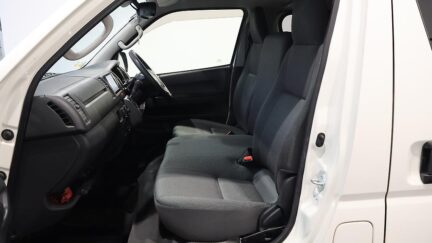 2019 Toyota Regius image 323422