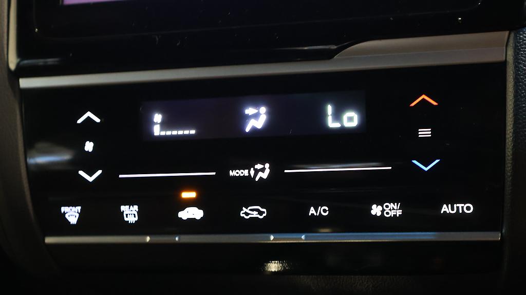 2015 Honda Fit Hybrid S Pkg image 325157