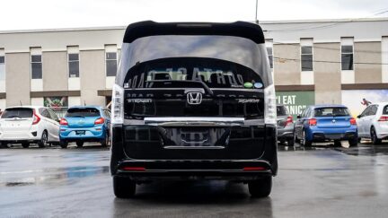 2013 Honda Step Wagon Spada Z, keyless 8 seater Version image 321187