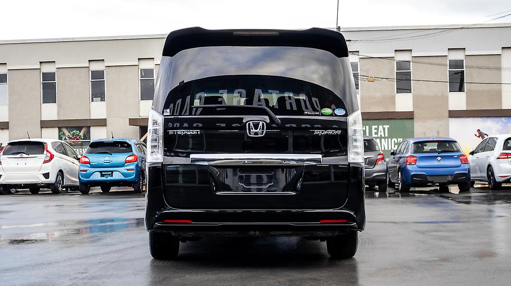 2013 Honda Step Wagon Spada Z, keyless 8 seater Version image 321187