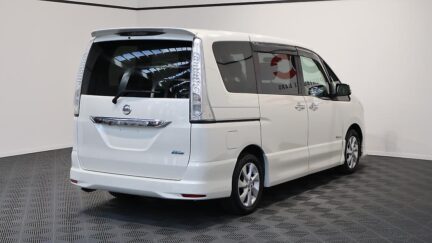 2013 Nissan Serena Hybrid Highway Star S V Aeromode image 326931