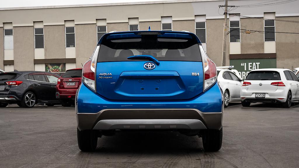 2014 Toyota Aqua X-Urban Body kit , Push start image 324901