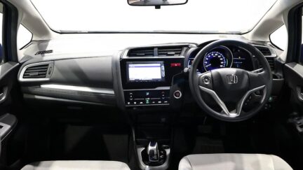 2014 Honda Fit Hybrid F Package image 324579