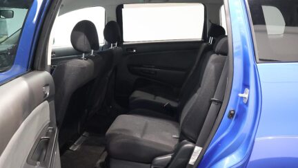 2005 Toyota Wish Reverse Camera image 322530