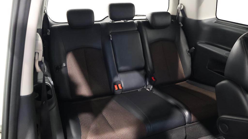 2012 Nissan Elgrand 250 Highway Star Urban Chrome image 326429