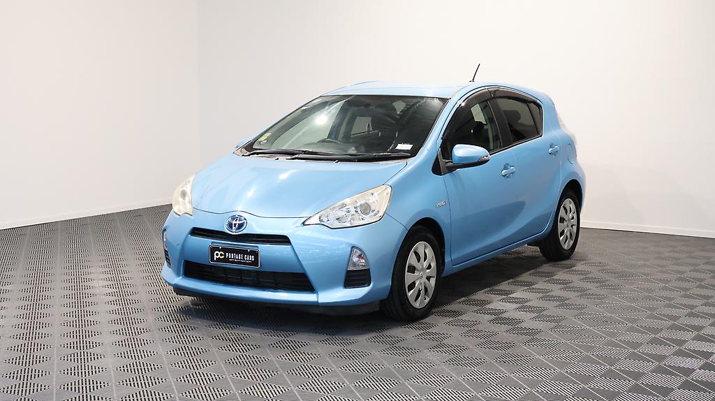 2012 Toyota Aqua G Model, Push Start, Reverse Camera, Low KMS image 322841