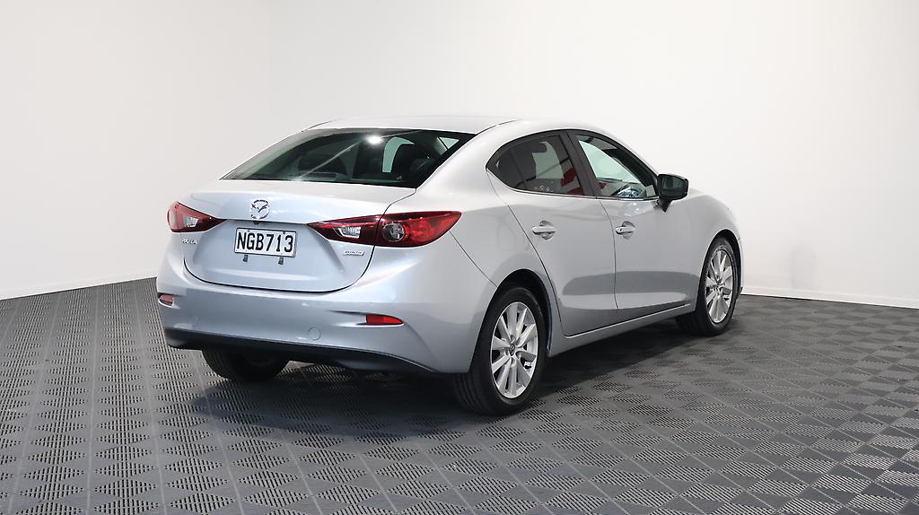 2017 Mazda Axela 15S, Reverse Camera, Push Start image 325688