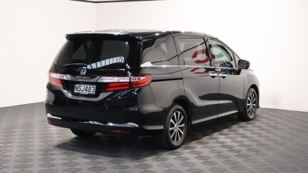 2014 Honda Odyssey Alloy Wheels – Cruise Control image 326585