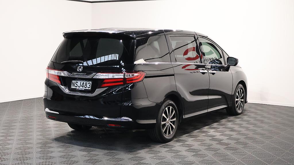 2014 Honda Odyssey Alloy Wheels – Cruise Control image 326585