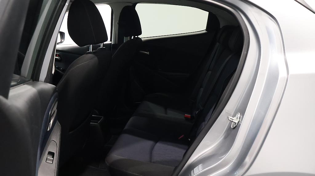 2015 Mazda Demio image 324413