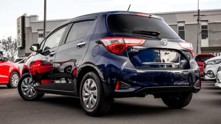 2018 Toyota Vitz Hybrid F Safety Edition image 324705