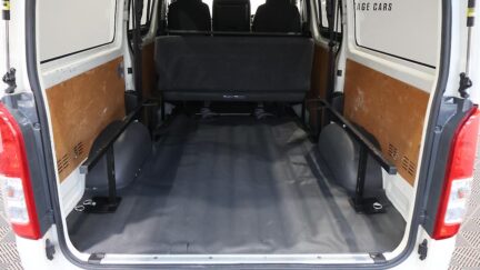 2019 Toyota Regius image 323421