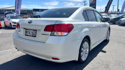 2010 Subaru Legacy 2.5LTR  AWD , CRUISE CONTROL image 322177