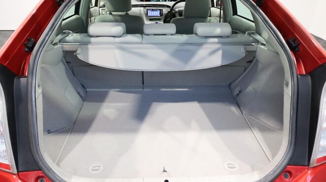 2014 Toyota Prius Climate control – Steering wheel controls image 321747