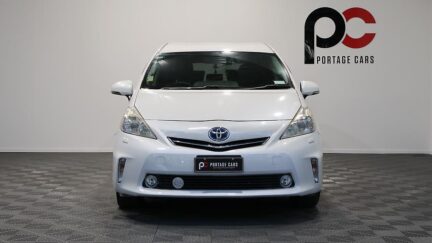 2012 Toyota Prius ALPHA HYBRID 7 Seater image 324110