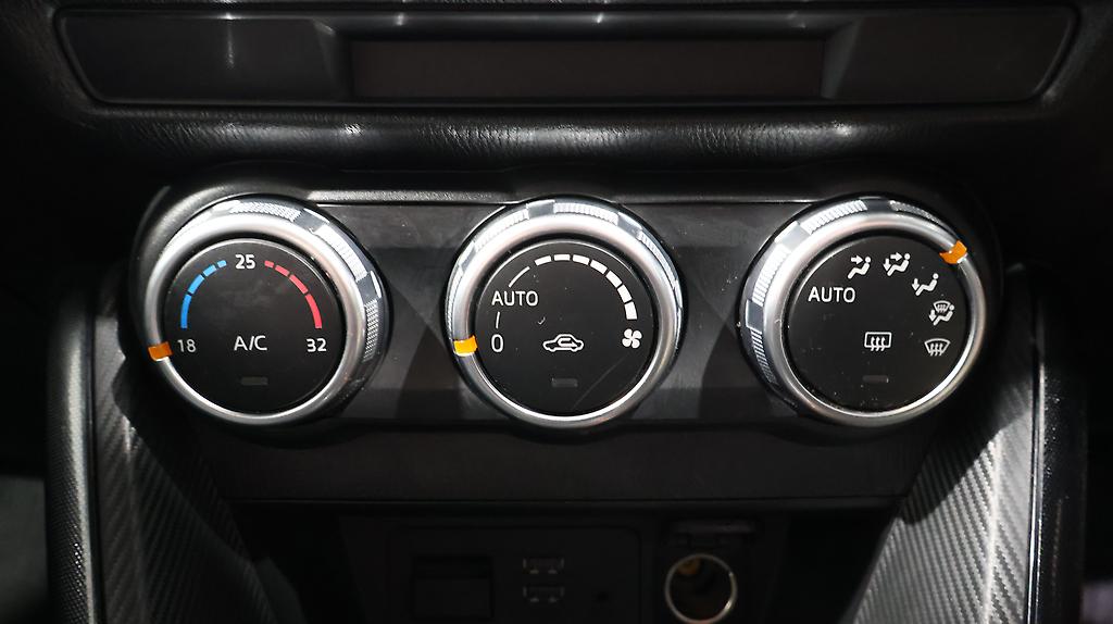 2015 Mazda Demio 13S image 323521