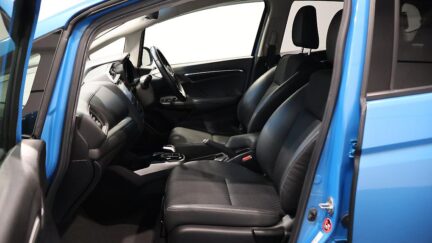 2015 Honda Fit Hybrid L Package image 324184