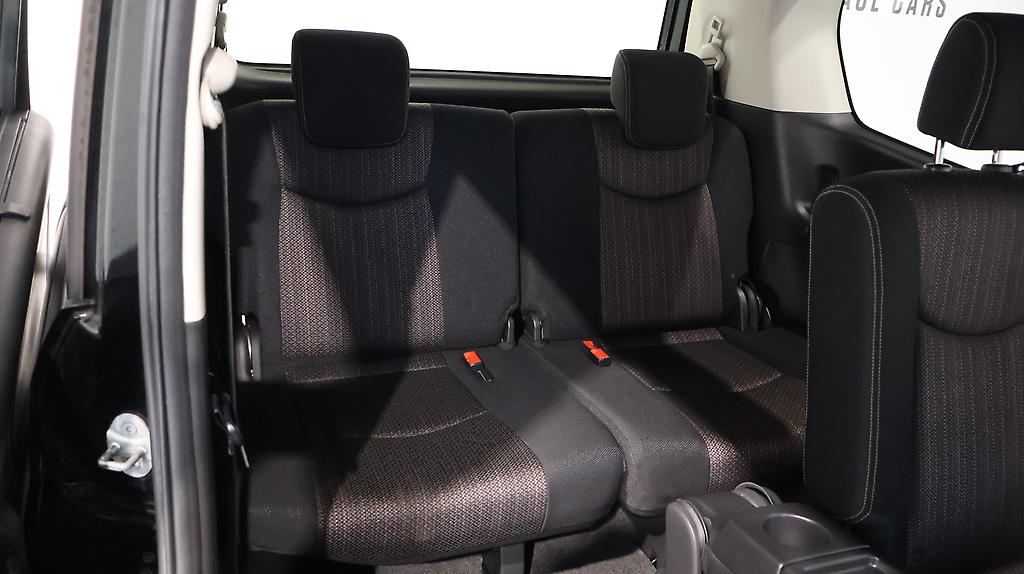 2014 Nissan Serena Highway Star S-Hybrid image 324163