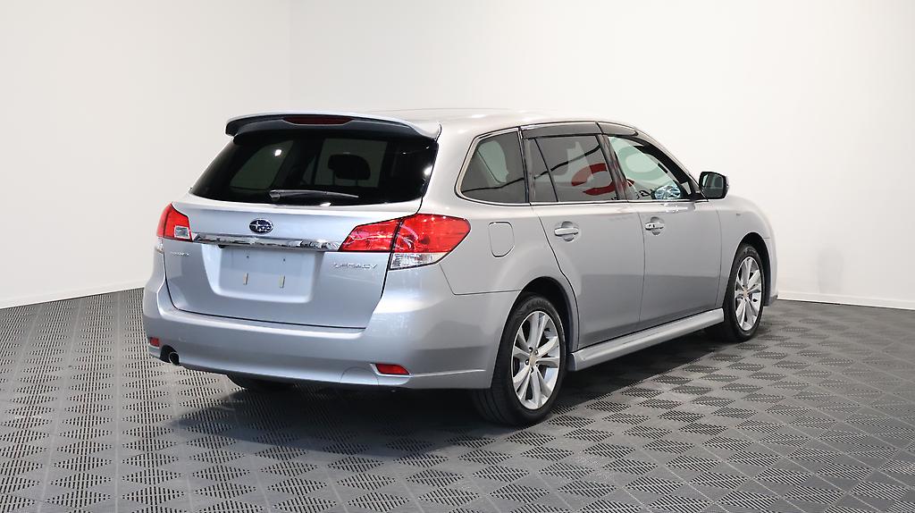 2012 Subaru Legacy Touring Wagon image 324454
