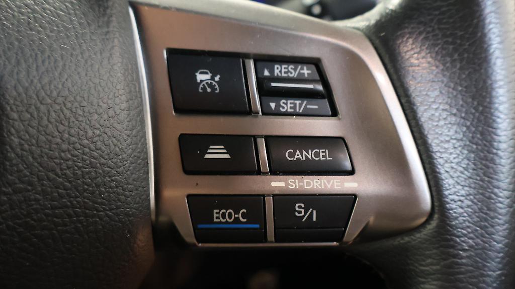 2014 Subaru Xv image 323974
