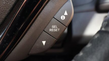 2015 Honda Vezel Hybrid Z image 326048