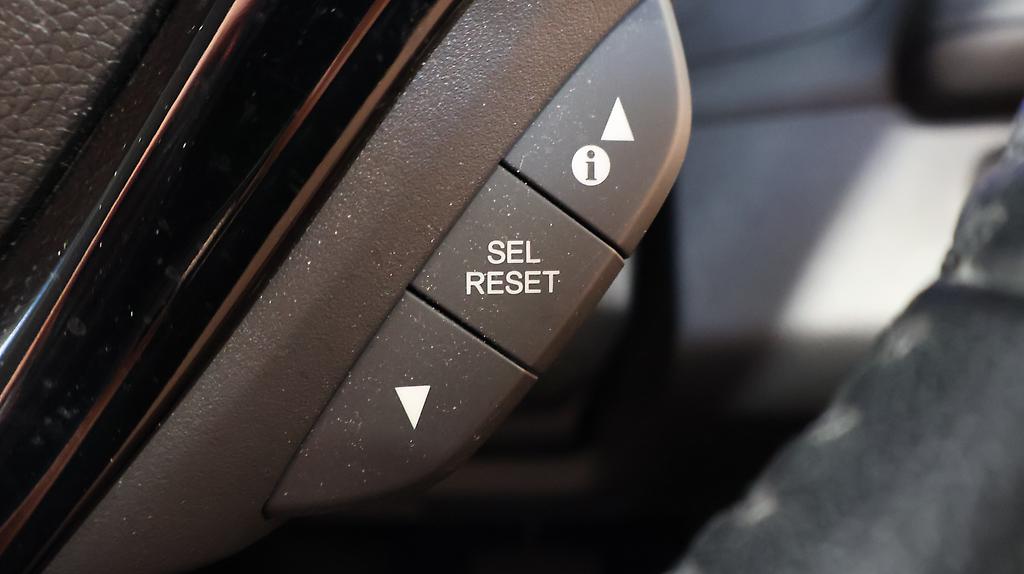 2015 Honda Vezel Hybrid Z image 326048