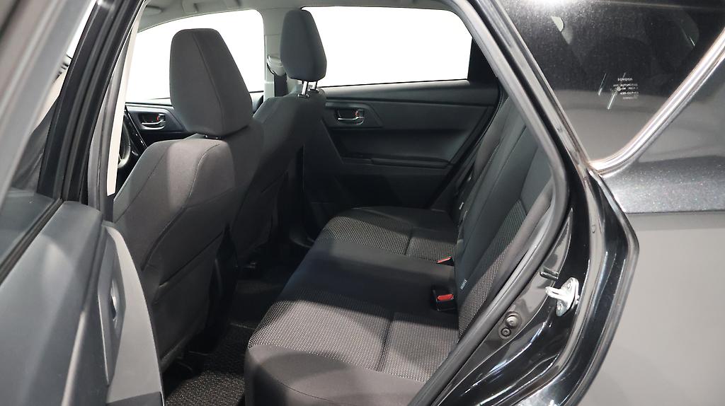2016 Toyota Auris 150X S-Package image 326731