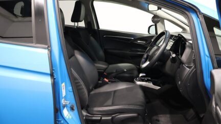 2013 Honda Fit Hybrid L-Package image 325401